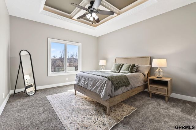 21825 Parkview Drive, Gretna, NE 68028