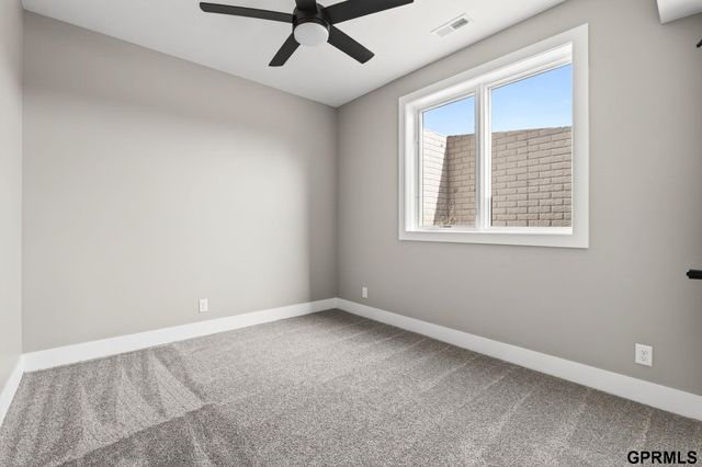 21825 Parkview Drive, Gretna, NE 68028