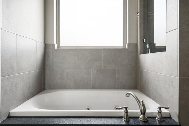 729 Prairie Dunes Way, Edmond, OK 73003