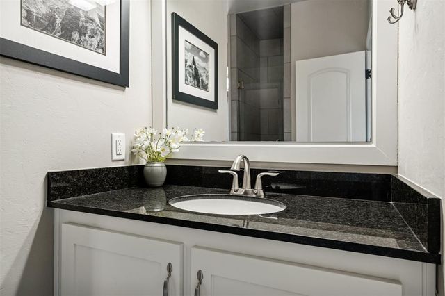 729 Prairie Dunes Way, Edmond, OK 73003