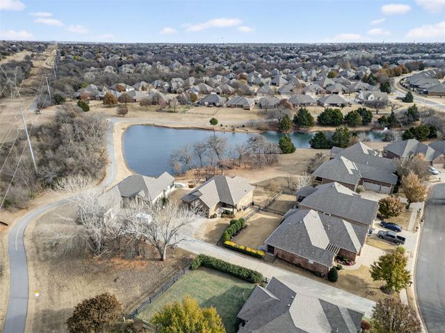 729 Prairie Dunes Way, Edmond, OK 73003