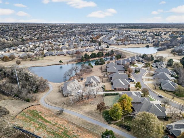 729 Prairie Dunes Way, Edmond, OK 73003