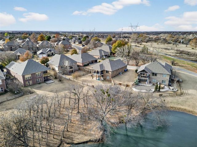 729 Prairie Dunes Way, Edmond, OK 73003