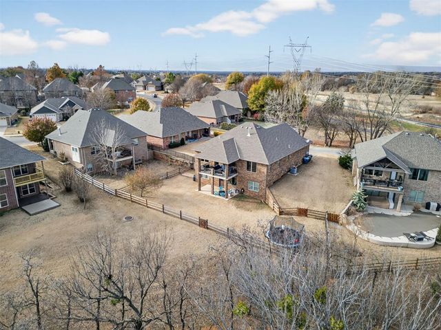 729 Prairie Dunes Way, Edmond, OK 73003