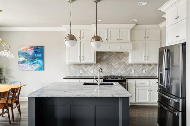 729 Prairie Dunes Way, Edmond, OK 73003