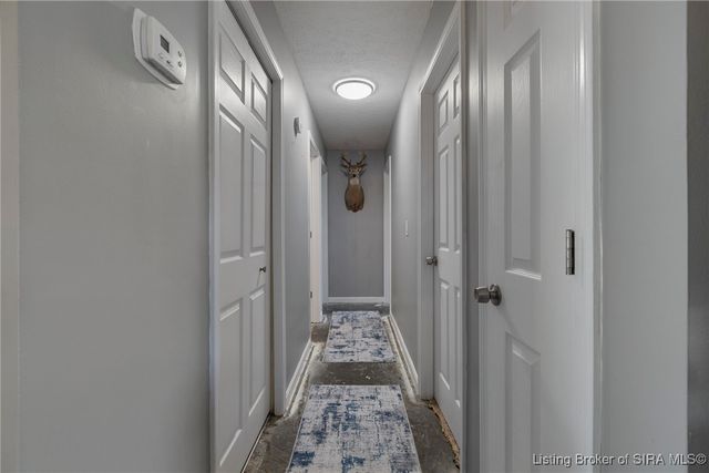 100 Hodge Street, Charlestown, IN 47111