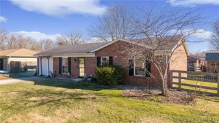 100 Hodge Street, Charlestown, IN 47111