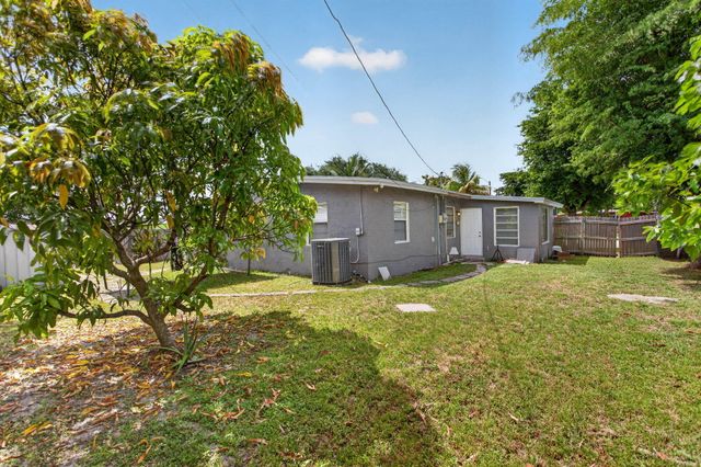 3420 NW 5th Court, Lauderhill, FL 33311