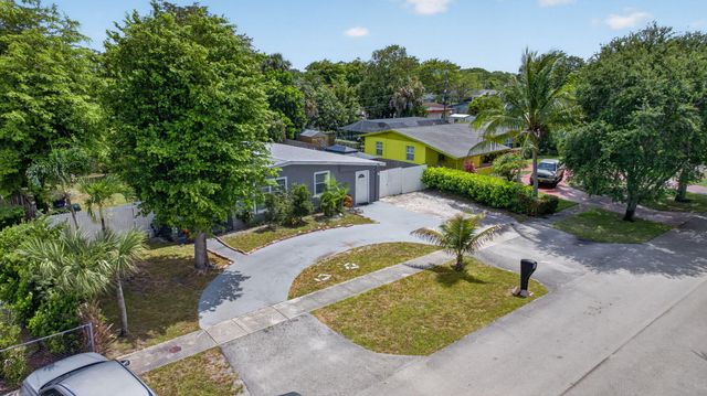 3420 NW 5th Court, Lauderhill, FL 33311