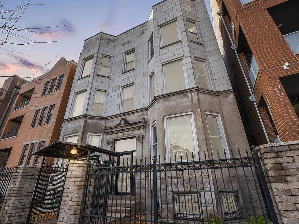 2114 N California Avenue N 2, Chicago, IL 60647