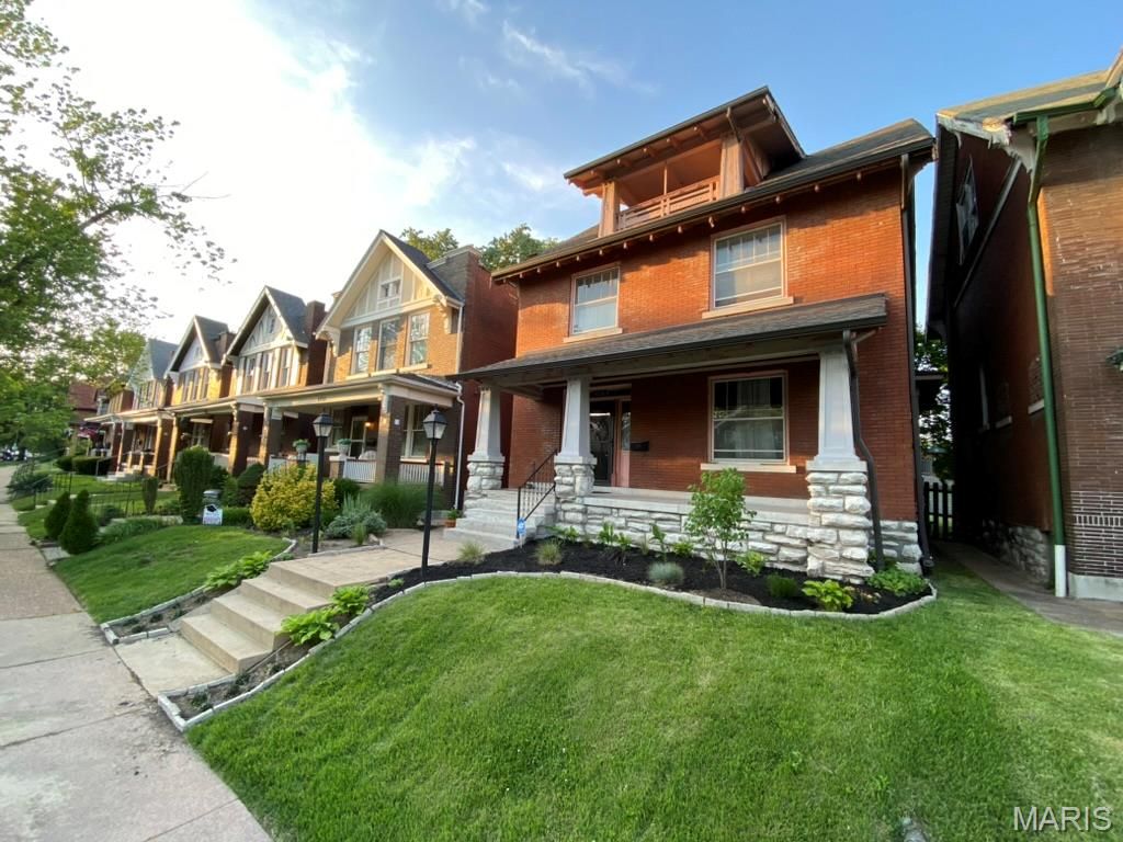 5745 Degiverville Avenue, St Louis, MO 63112