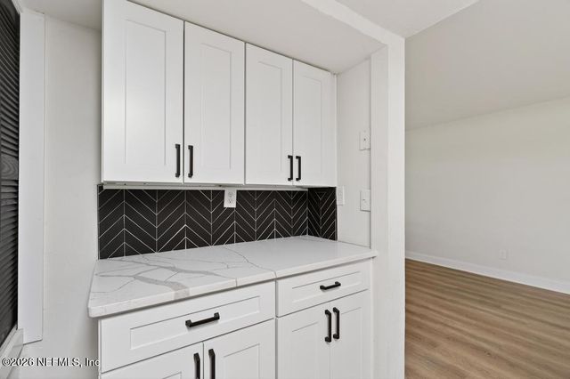 2866 WONDERWOOD Lane, Jacksonville, FL 32233