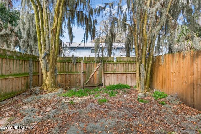 2866 WONDERWOOD Lane, Jacksonville, FL 32233