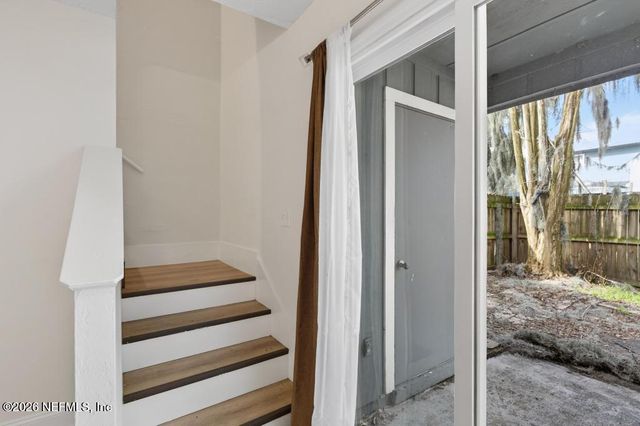 2866 WONDERWOOD Lane, Jacksonville, FL 32233