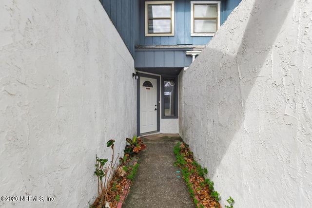 2866 WONDERWOOD Lane, Jacksonville, FL 32233