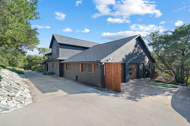 1206 Sierra Vista Drive, Granbury, TX 76048