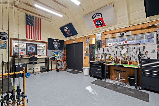1206 Sierra Vista Drive, Granbury, TX 76048