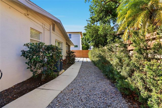 630 CORWOOD DRIVE, Sarasota, FL 34234