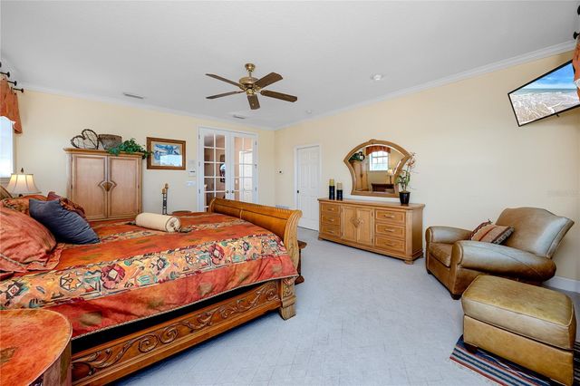 11145 3RD STREET E, Treasure Island, FL 33706