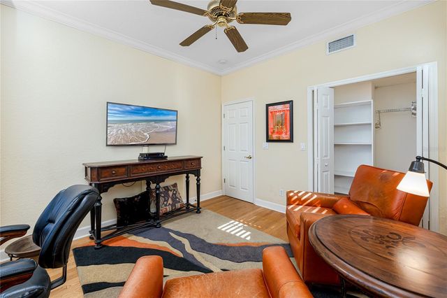 11145 3RD STREET E, Treasure Island, FL 33706