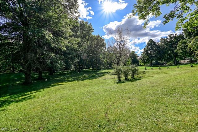 1477 Mogadore Road, Kent, OH 44240