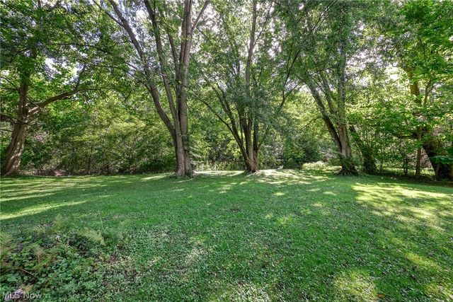 1477 Mogadore Road, Kent, OH 44240