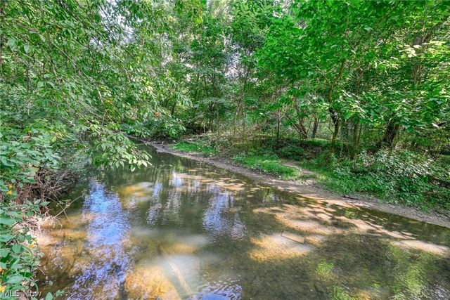 1477 Mogadore Road, Kent, OH 44240