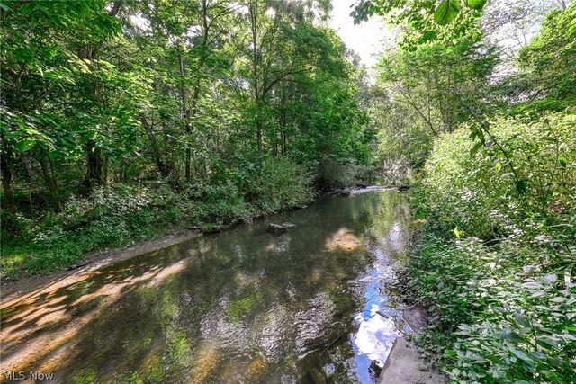 1477 Mogadore Road, Kent, OH 44240