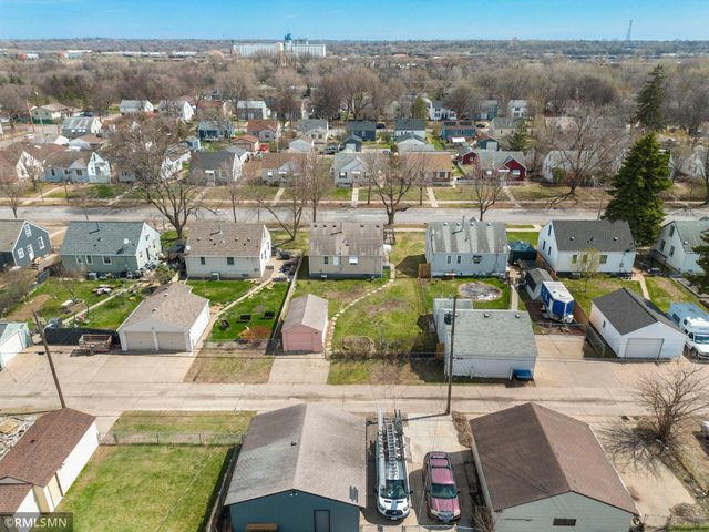 5021 Camden Avenue N, Minneapolis, MN 55430