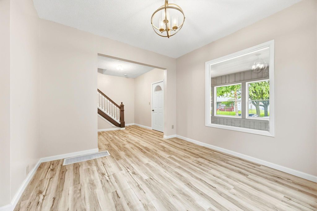 706 Oliver Avenue N, Minneapolis, MN 55411 — photo 4
