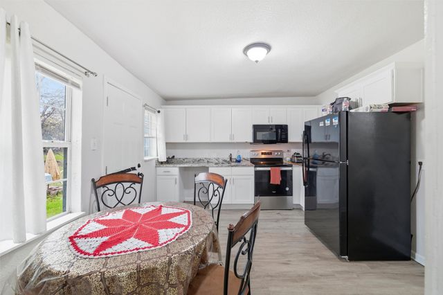 315 Rea Avenue, Lancaster, TX 75146