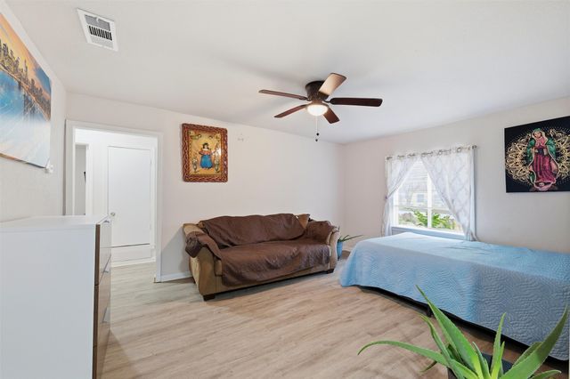 315 Rea Avenue, Lancaster, TX 75146