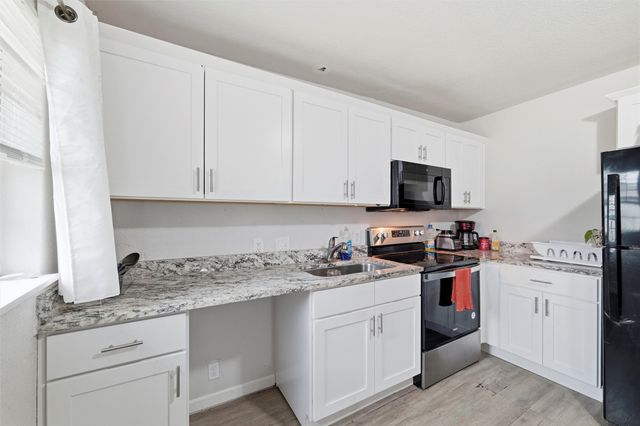 315 Rea Avenue, Lancaster, TX 75146