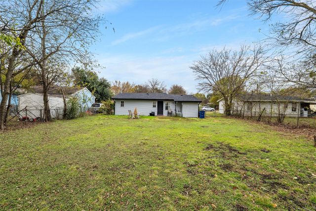 315 Rea Avenue, Lancaster, TX 75146