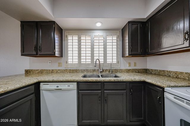 82 W CALLE DE ARCOS --, Tempe, AZ 85284