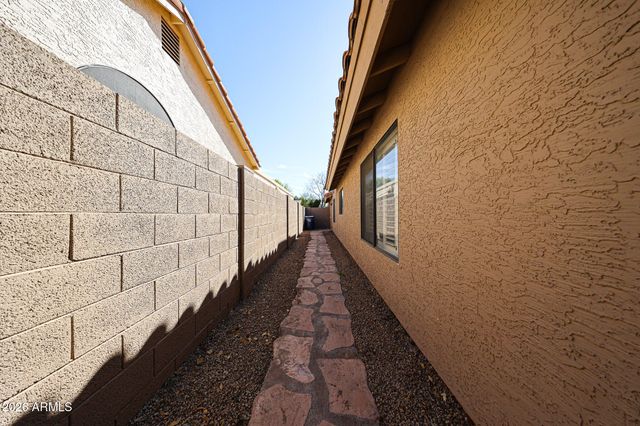 82 W CALLE DE ARCOS --, Tempe, AZ 85284