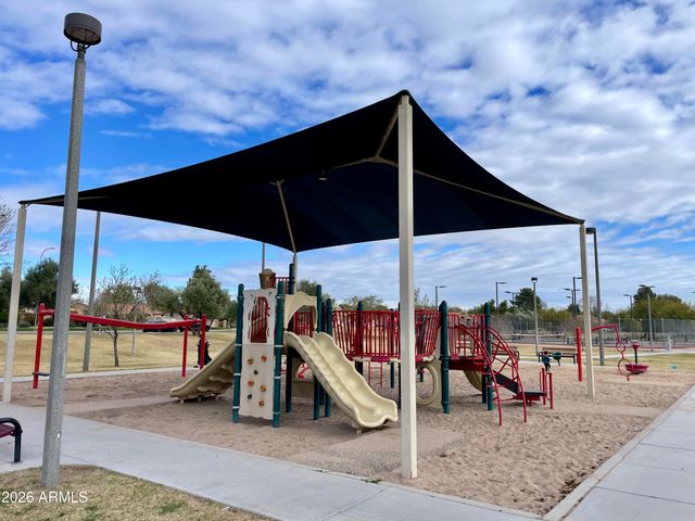 82 W CALLE DE ARCOS --, Tempe, AZ 85284