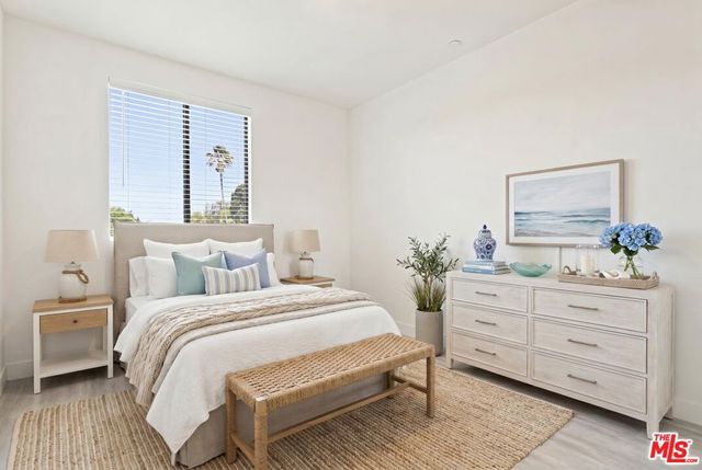 6716 N Royce Lane, Van Nuys, CA 91411