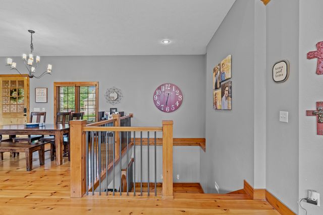 900 E Welch Street, Nixa, MO 65714