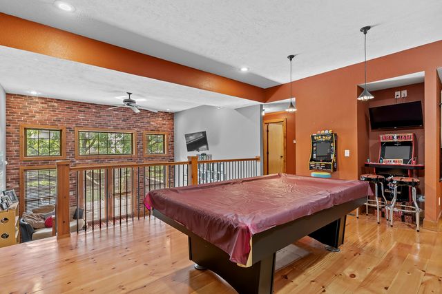 900 E Welch Street, Nixa, MO 65714