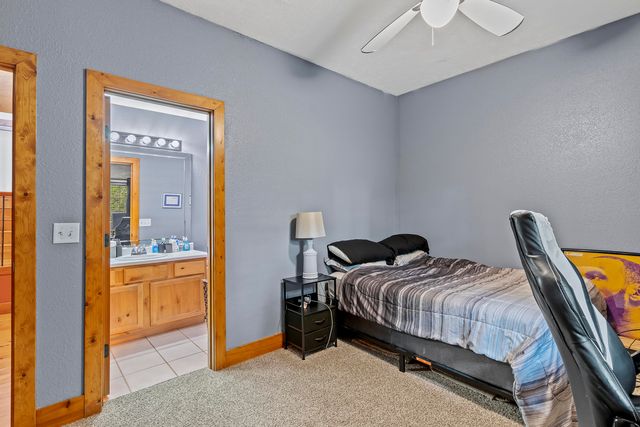 900 E Welch Street, Nixa, MO 65714