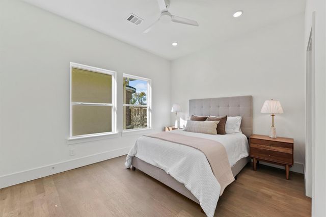 5407 Dickson Street, Houston, TX 77007