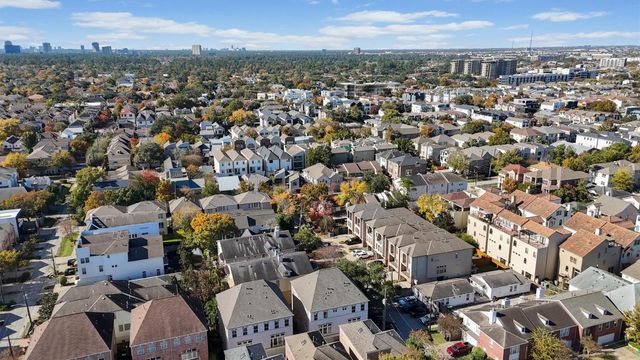 5407 Dickson Street, Houston, TX 77007