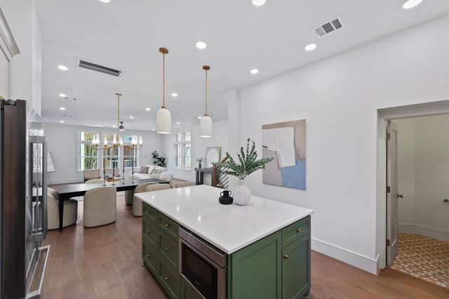 5407 Dickson Street, Houston, TX 77007