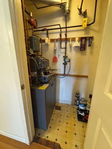 432 South St Apt C10, Bennington, VT 05201