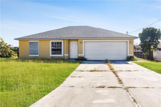 210 Mossrosse ST, Fort Myers, FL 33913