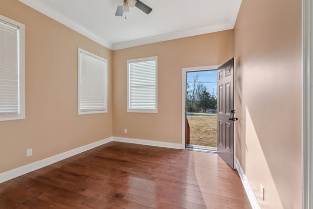 1503 Pearcy St, La Vergne, TN 37086