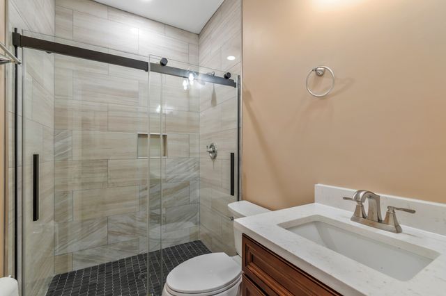 1503 Pearcy St, La Vergne, TN 37086