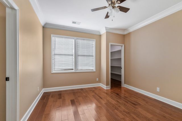 1503 Pearcy St, La Vergne, TN 37086