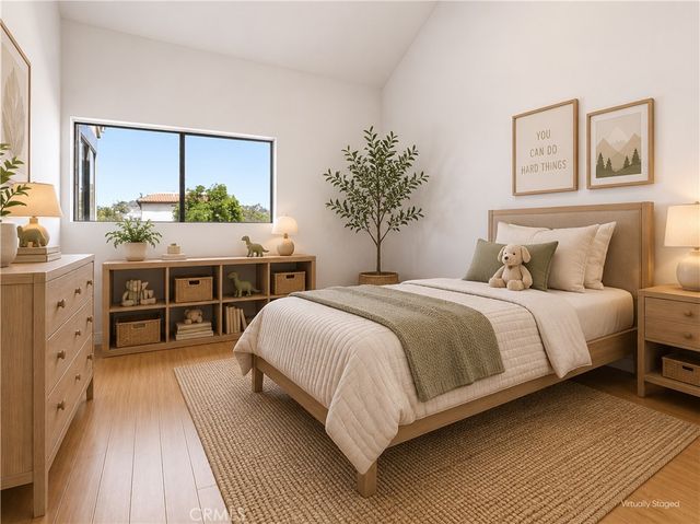 1000 E Windsor Road 9, Glendale, CA 91205